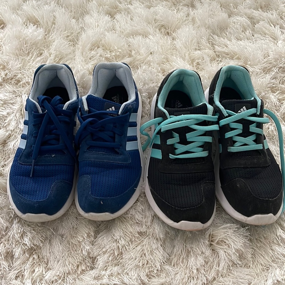 Adidas Sneakers